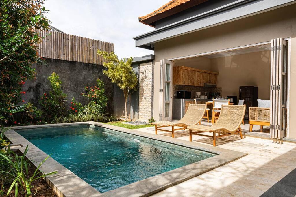 Beautiful Private 2Bed Villa 5 Mins To Finns Beach Canggu  Exterior photo
